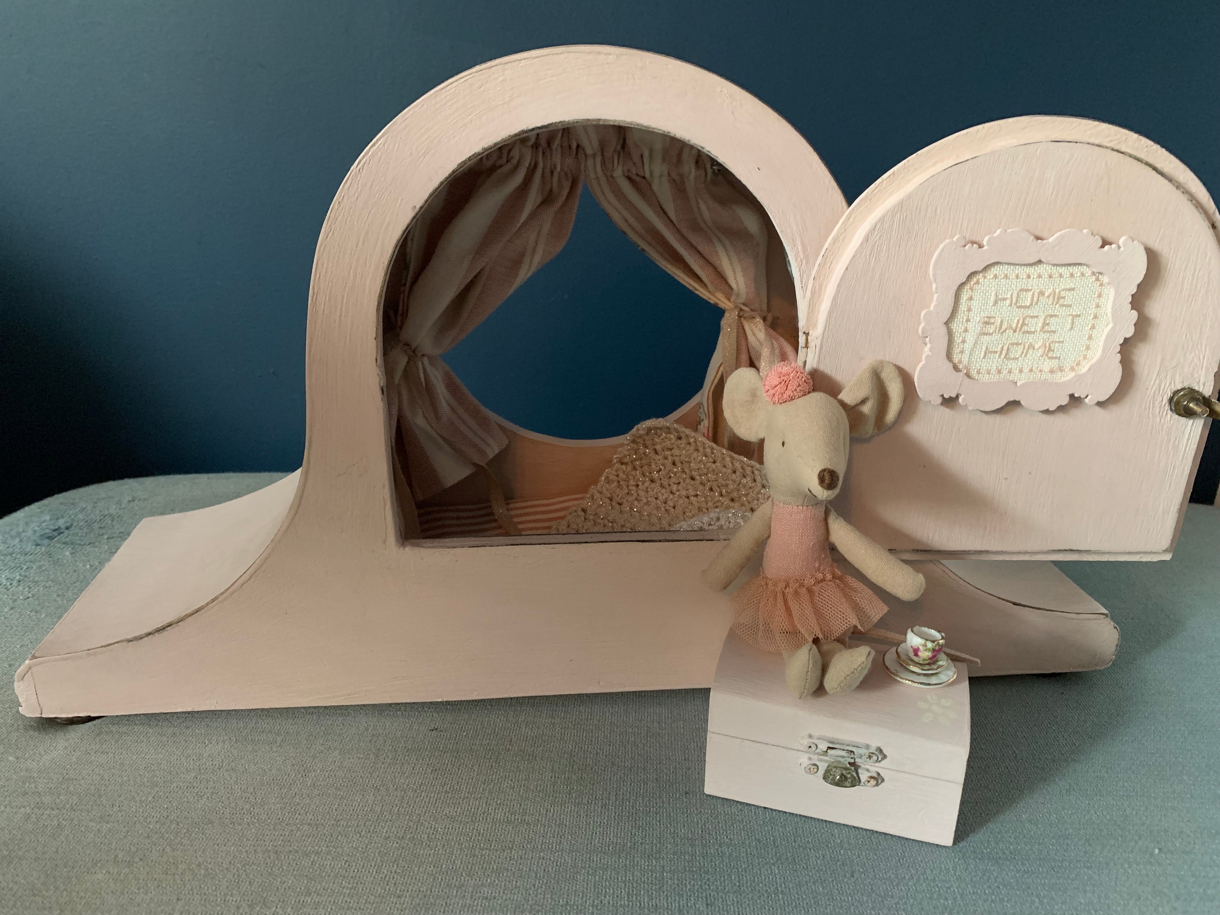 Mouse House Clock ~ Antoinette Pink ~ Napoleon Hat ~
