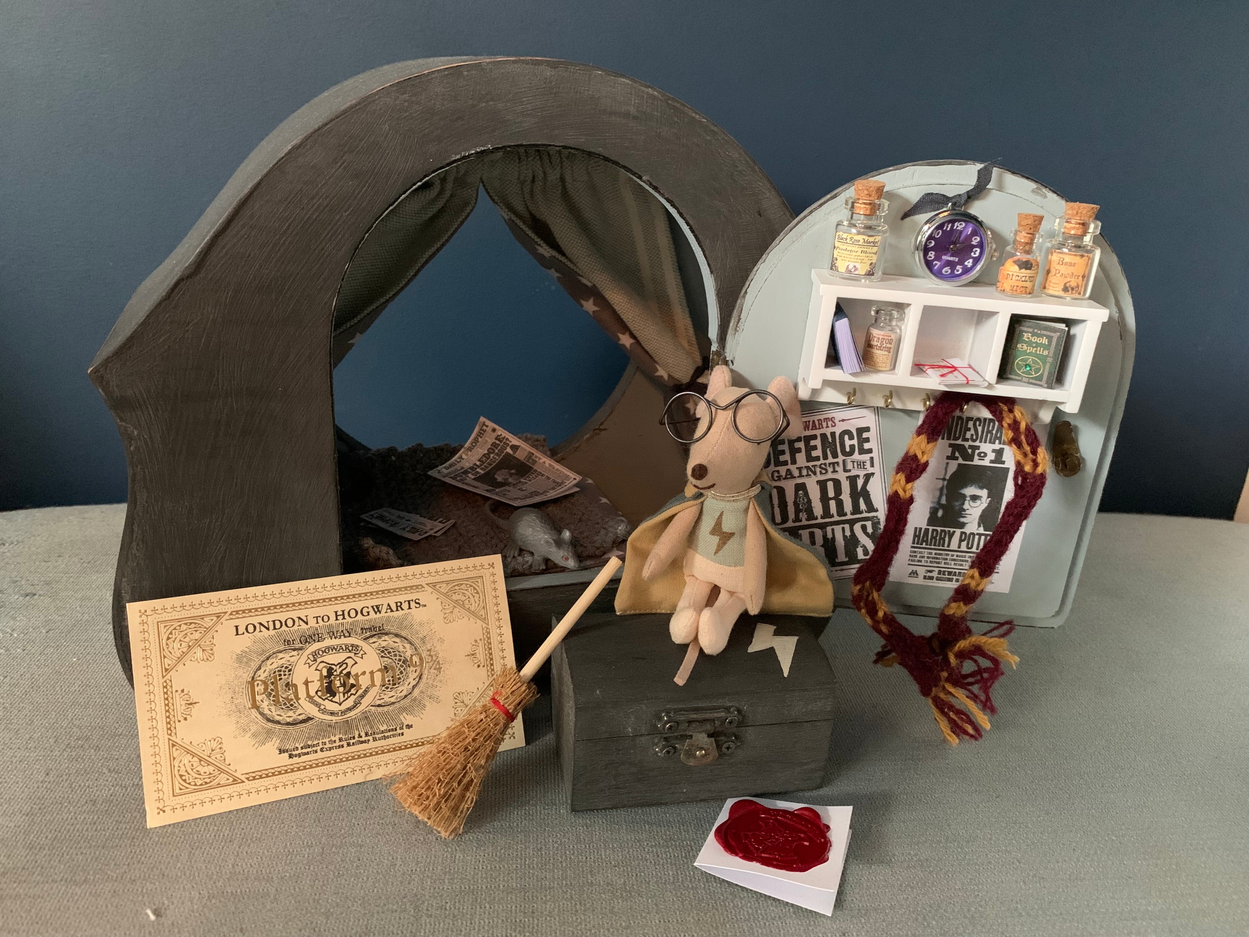 Harry Potter Mouse House Clock