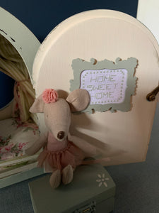 Mouse House Clock ~ Vintage Green ~ Napoleon Hat Style