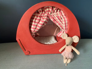 Mouse House Clock - Emperor Red ~ Big Sister Ballerina Mouse