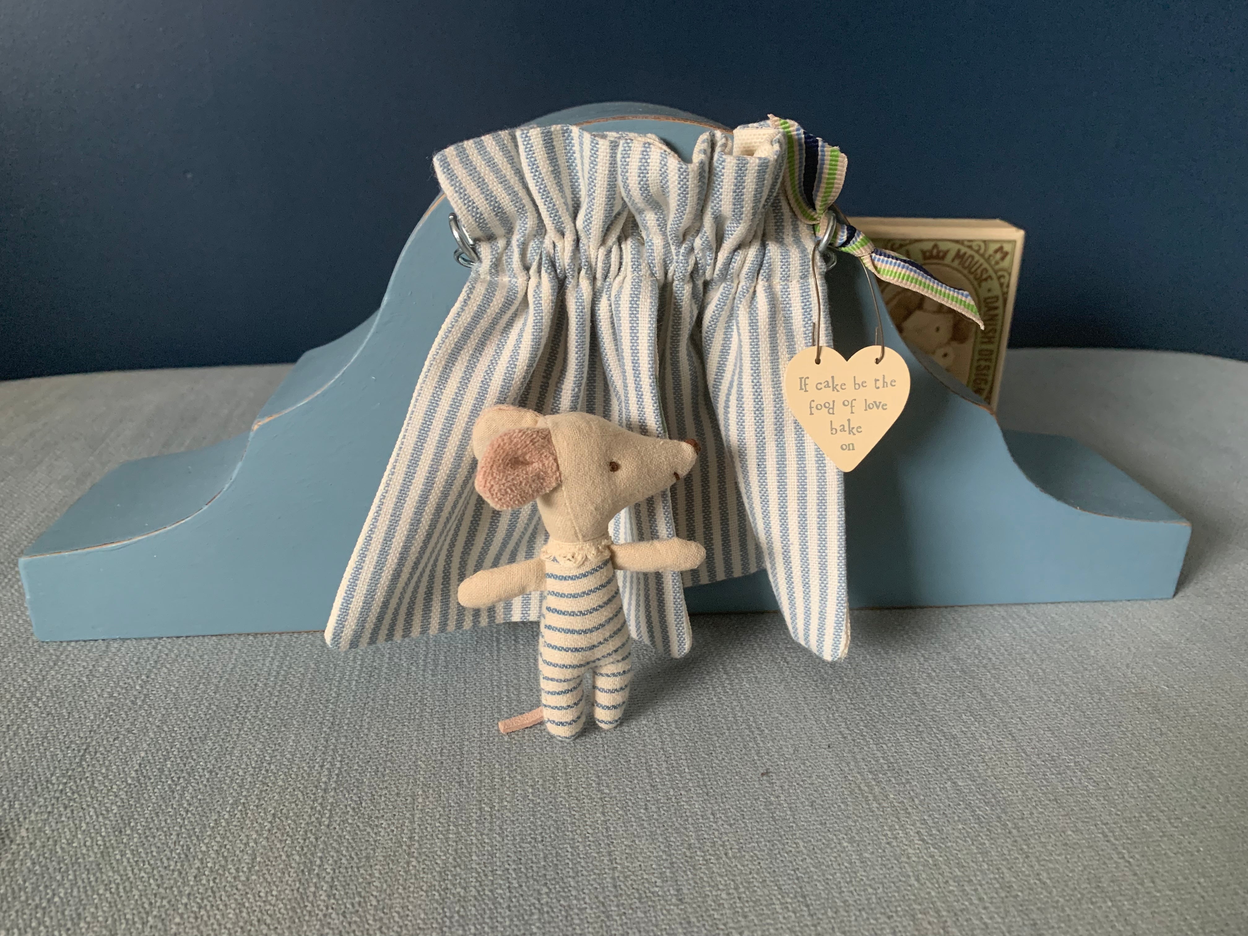 Small Clock Mouse House with sleepy/wakey mouse, Greek blue